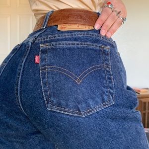 Sold • vintage levi’s 550 jeans